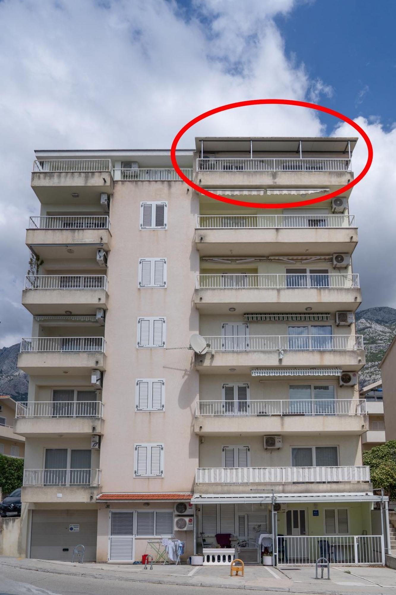 30 M From Beach,makarska,marija Makarska