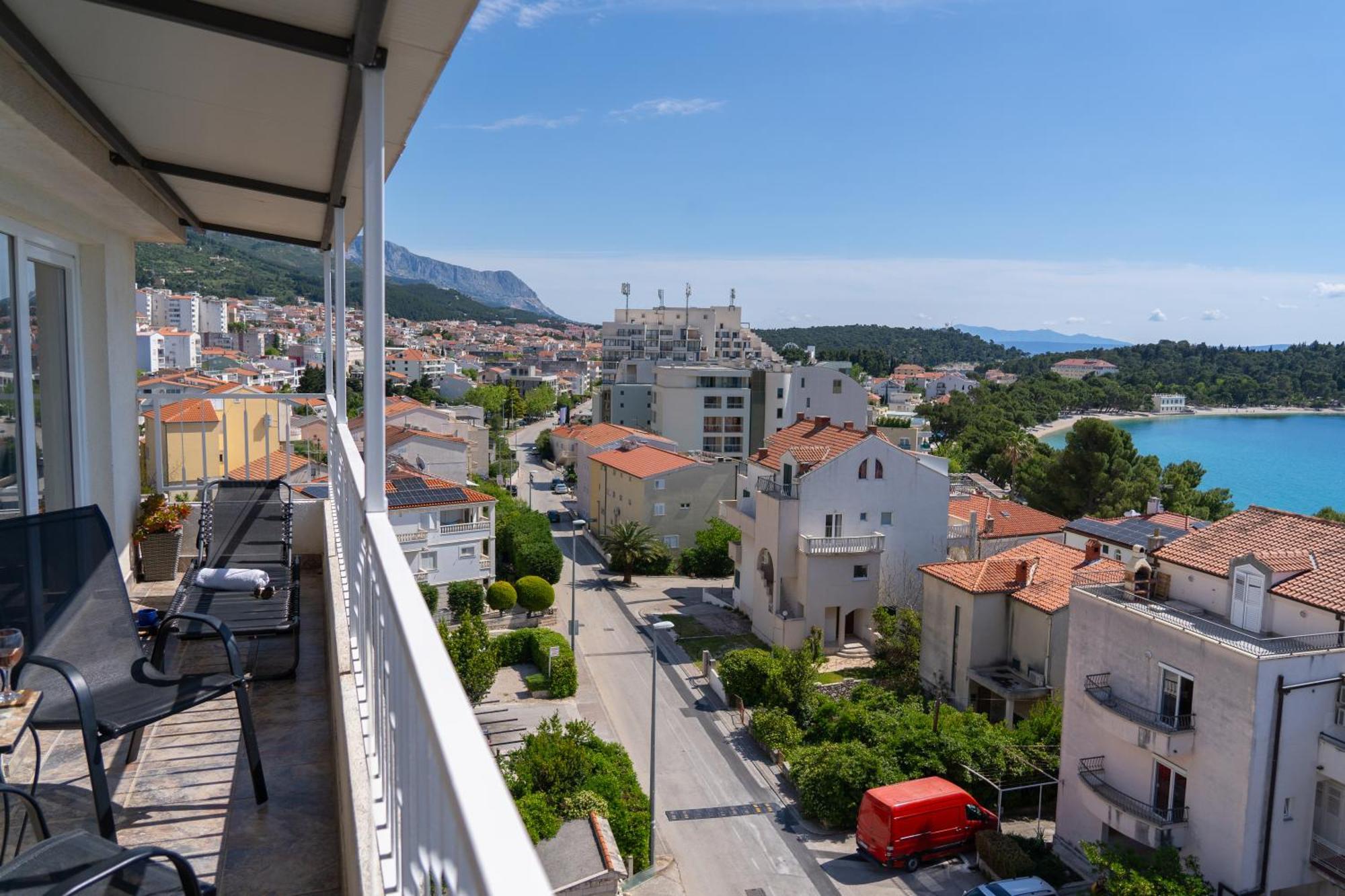 30 M From Beach,makarska,marija